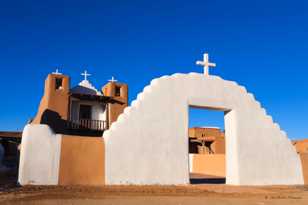 Taos Pueblo mission-8340.jpg